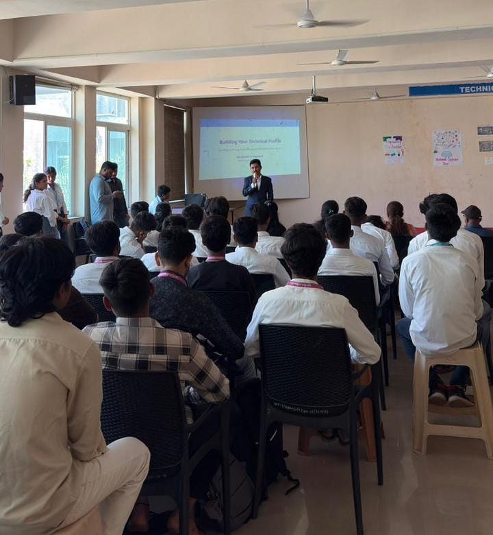 Expert Session on  How to Build Your Technical Profile with Current Industry  Trends