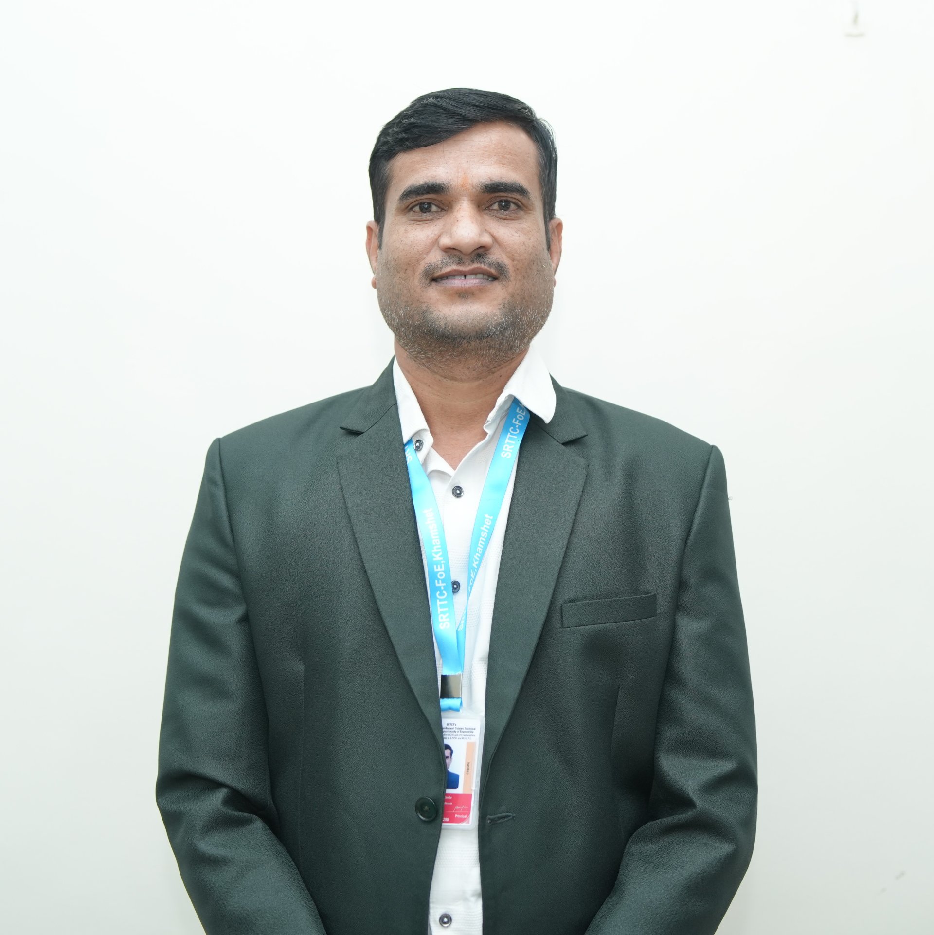 Mr. Dnyaneshwar V. Kudande
